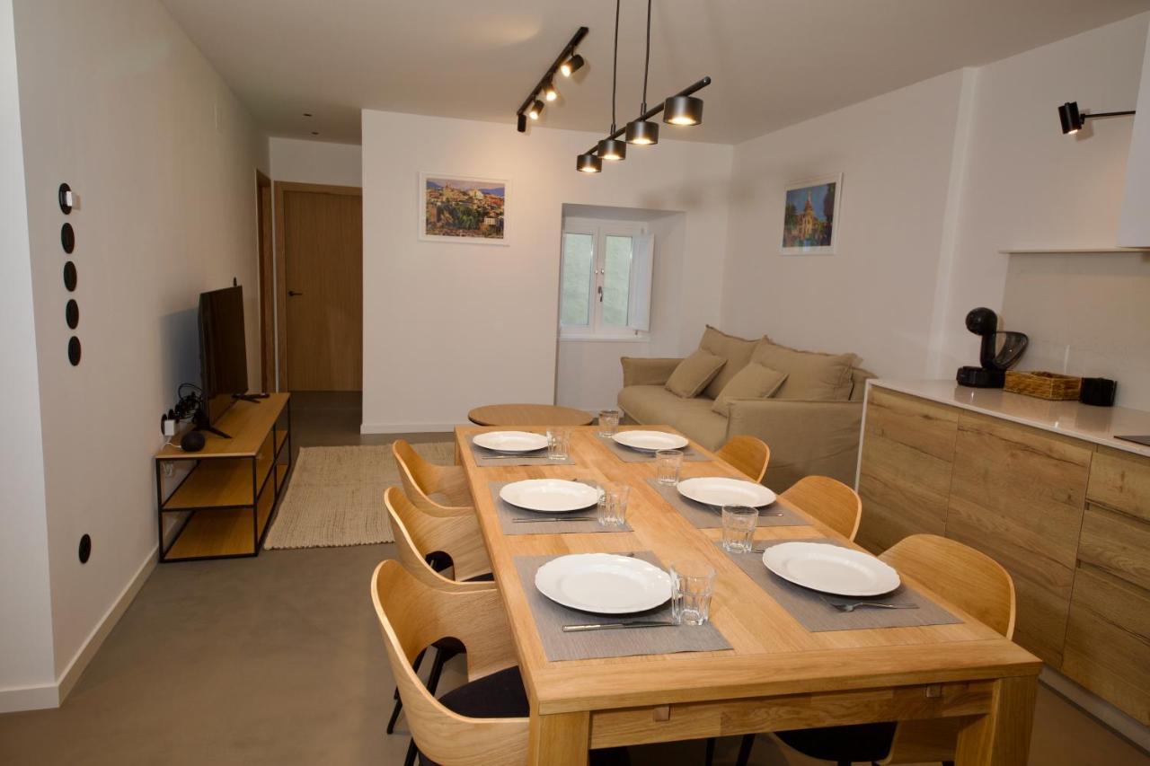 Suite 101 - 2 Bedroom Suite At Amando Perez Suites Ribadeo Exterior foto